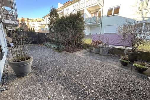 Terrasse - Erdgeschosswohnung in 70374 Stuttgart mit 87m² kaufen