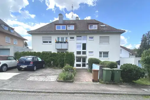 3- bis 4-Zimmer-ETW im Hochparterre mit Südbalkon und Garage