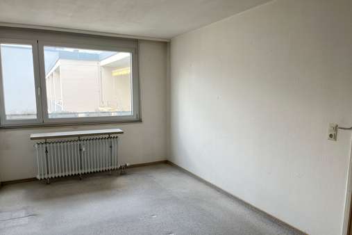 Schlafzimmer - Etagenwohnung in 70178 Stuttgart mit 104m² kaufen