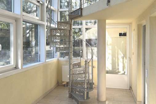 Wendeltreppe Wendeltreppe - Einfamilienhaus in 72144 Dußlingen mit 255m² kaufen
