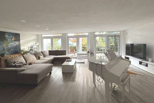 Wohnen - Villa in 73230 Kirchheim mit 334m² kaufen