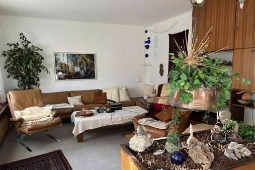 Wohnzimmer - Mehrfamilienhaus in 72488 Sigmaringen mit 202m² kaufen