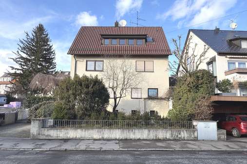 Ansicht - Einfamilienhaus in 70597 Stuttgart mit 153m² kaufen