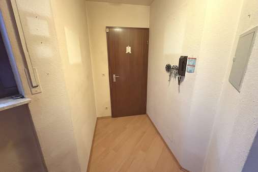 Flur - Erdgeschosswohnung in 70619 Stuttgart mit 38m² kaufen