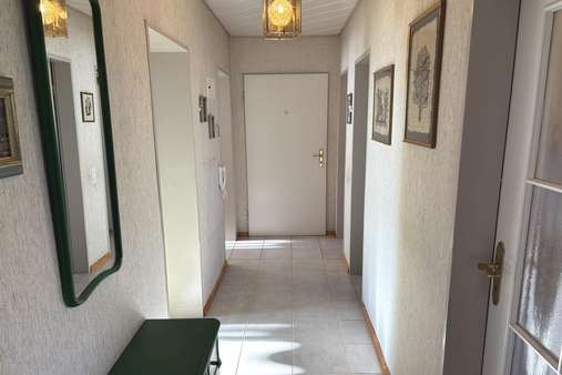 Flur - Etagenwohnung in 78056 Villingen-Schwenningen mit 86m² kaufen