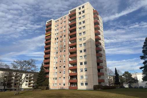 Objektansicht Objektansicht - Etagenwohnung in 78532 Tuttlingen mit 120m² kaufen