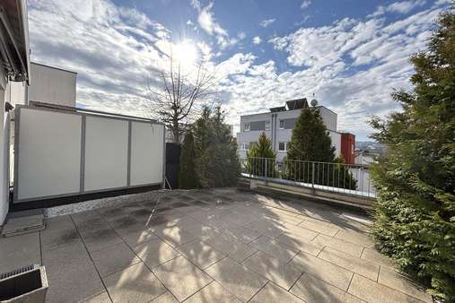 Terrasse - Reihenmittelhaus in 70437 Stuttgart mit 115m² kaufen