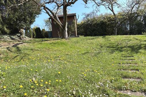 Garten mit Gerätehaus - Doppelhaushälfte in 71334 Waiblingen mit 143m² kaufen