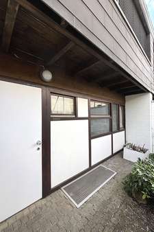 Hauseingang Hauseingang - Reihenmittelhaus in 71336 Waiblingen mit 130m² kaufen
