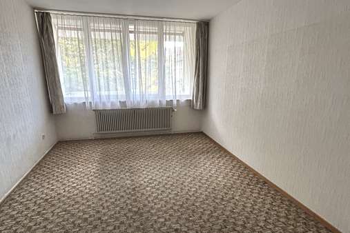 Zimmer - Etagenwohnung in 70176 Stuttgart mit 76m² kaufen