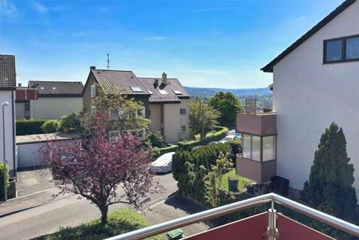 Blick vom Balkon - Etagenwohnung in 70374 Stuttgart mit 60m² kaufen