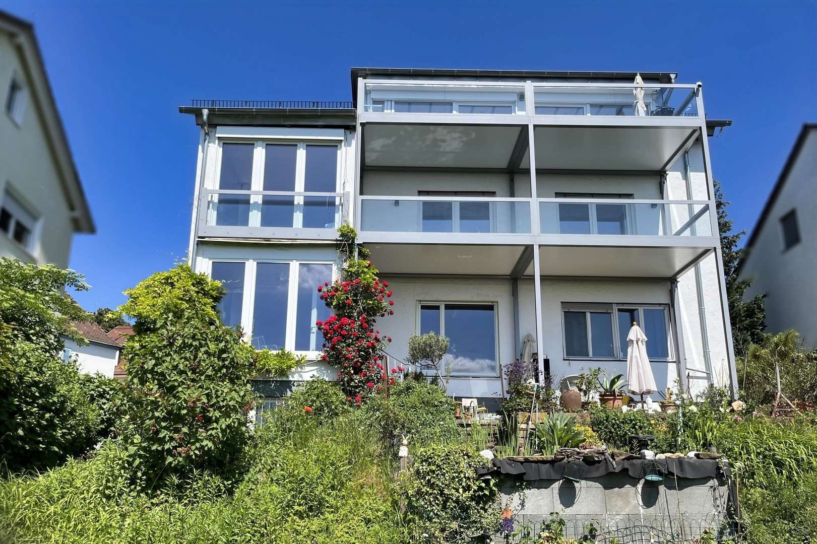 Außenansicht - Zweifamilienhaus in 70192 Stuttgart mit 304m² kaufen