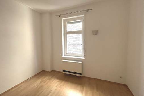 Zimmer - Etagenwohnung in 70188 Stuttgart mit 44m² kaufen
