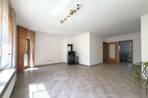 Wohnbereich Wohnbereich - Einfamilienhaus in 74906 Bad Rappenau mit 196m² kaufen
