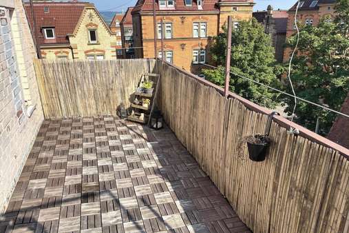Balkon - Dachgeschosswohnung in 70191 Stuttgart mit 56m² kaufen
