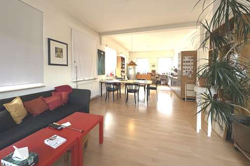 Wohn-Essbereich 2. OG rechts Wohn-Essbereich 2. OG rechts - Mehrfamilienhaus in 74072 Heilbronn mit 626m² kaufen