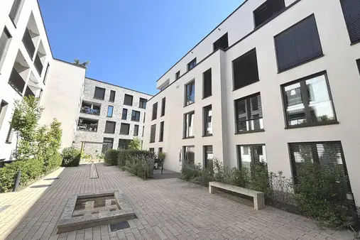 Luxuriöse Premiumimmobilie in zentralster Lage von Gerlingen!!