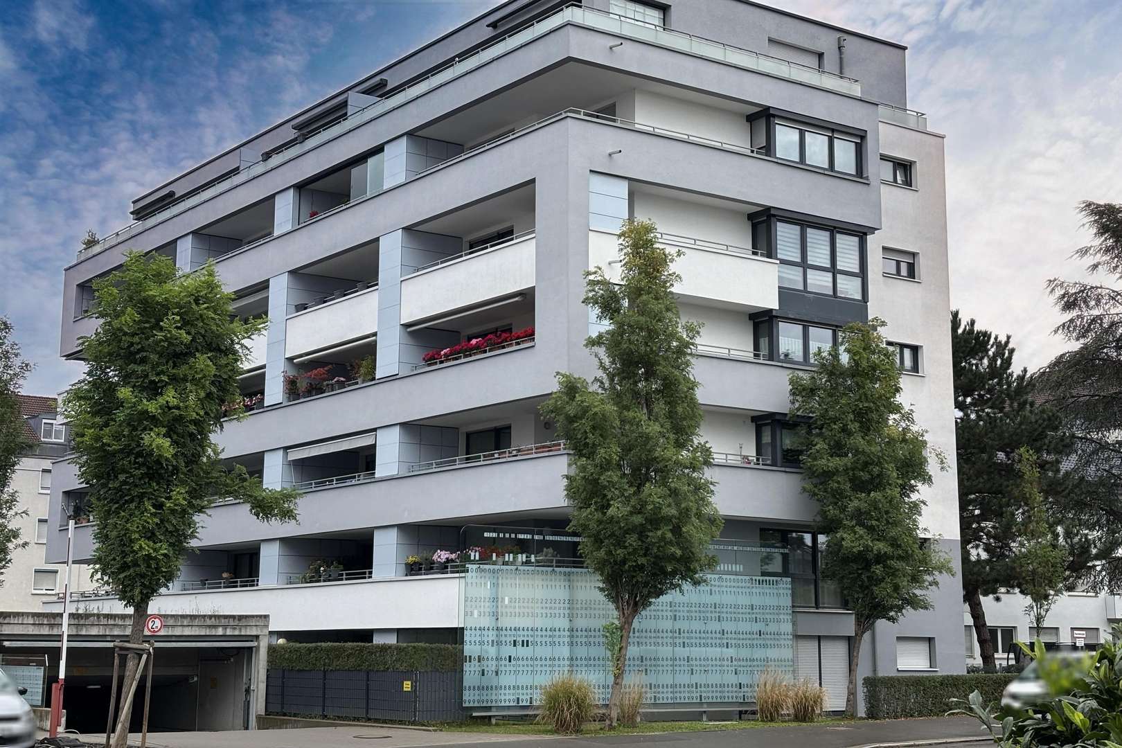 Gebäudeansicht Gebäudeansicht - Etagenwohnung in 71065 Sindelfingen mit 85m² kaufen