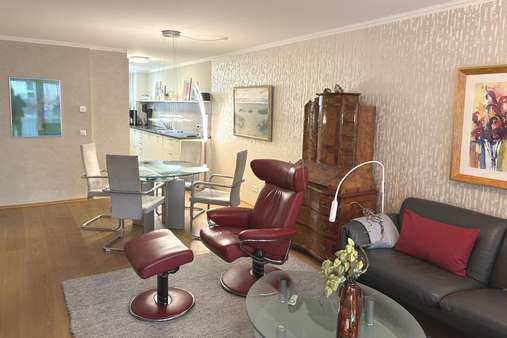 Wohnen/Essen/Küche Wohnen/Essen/Küche - Etagenwohnung in 71065 Sindelfingen mit 85m² kaufen