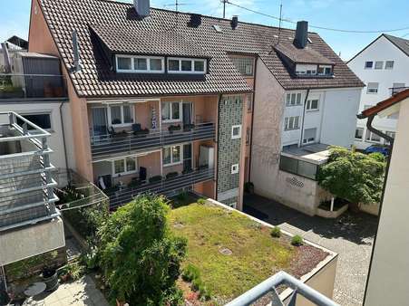 Ausblick Balkon - Maisonette-Wohnung in 70736 Fellbach mit 55m² kaufen