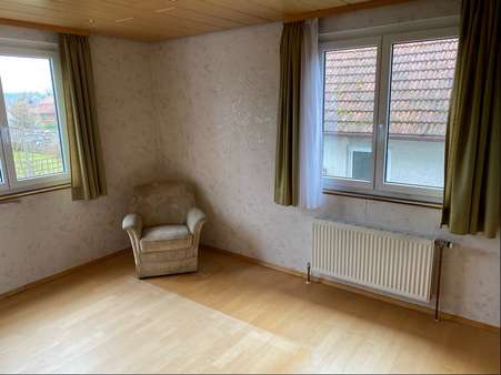 EG-Schlafzimmer - Zweifamilienhaus in 73667 Kaisersbach mit 130m² kaufen