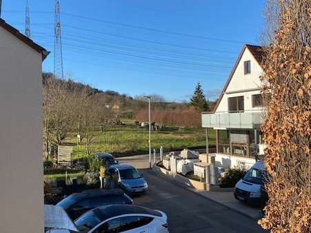Blick in die Umgebung - Zweifamilienhaus in 71384 Weinstadt mit 166m² kaufen