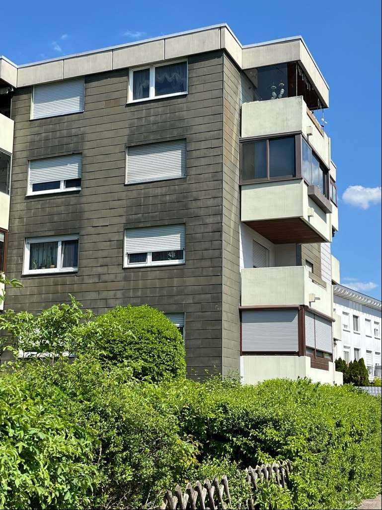 Gebäudeansicht Gebäudeansicht - Etagenwohnung in 71334 Waiblingen mit 93m² kaufen