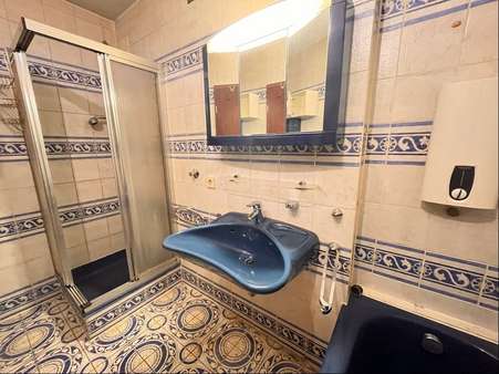 Badezimmer Badezimmer - Etagenwohnung in 71334 Waiblingen mit 93m² kaufen