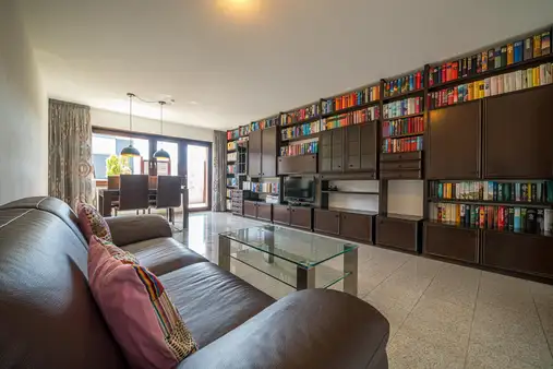 Waiblingen: Moderne 3-Zimmer-Wohnung mit sonnigem Südwestbalkon und Einzelgarage - sofort bezugsfrei