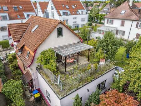 Außenansicht hinten Außenansicht hinten - Zweifamilienhaus in 71332 Waiblingen mit 126m² kaufen