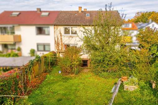 Gebäuderückseite - Zweifamilienhaus in 71332 Waiblingen mit 129m² kaufen