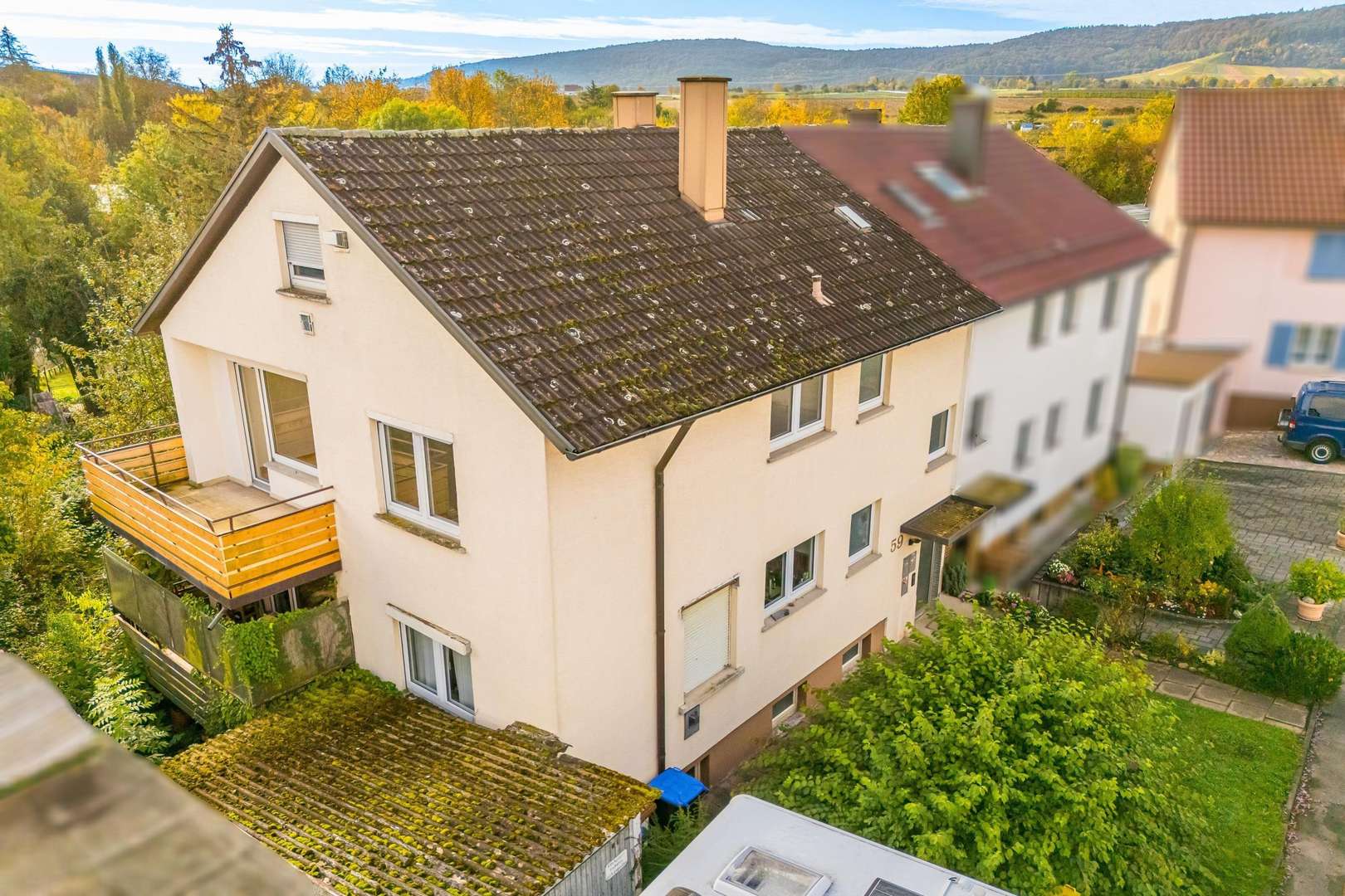 Gebäudevorderseite - Zweifamilienhaus in 71332 Waiblingen mit 129m² kaufen