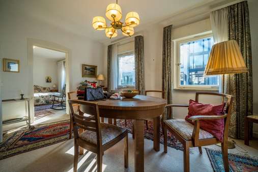 Essbereich EG Essbereich EG - Zweifamilienhaus in 71332 Waiblingen mit 163m² kaufen