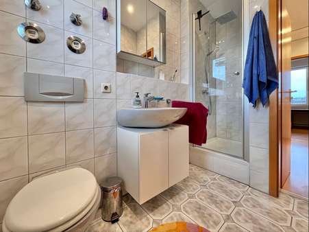 Badezimmer 2 Badezimmer 2 - Penthouse-Wohnung in 71334 Waiblingen mit 88m² kaufen