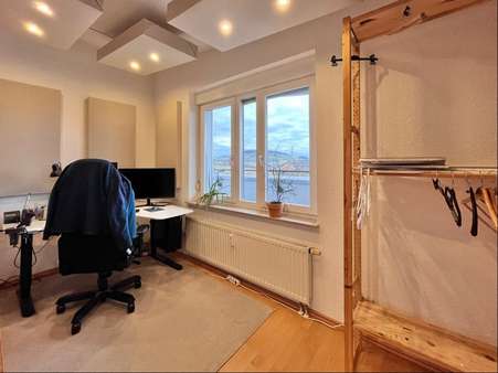 Büro Büro - Penthouse-Wohnung in 71334 Waiblingen mit 88m² kaufen