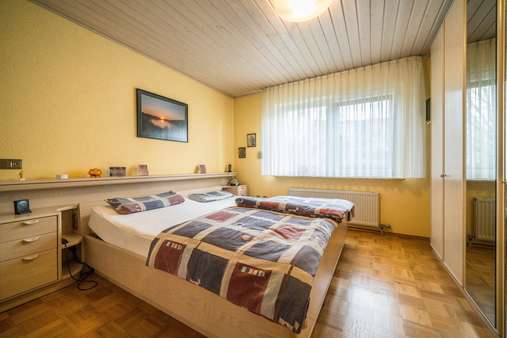 Schlafzimmer - Etagenwohnung in 71334 Waiblingen mit 74m² kaufen