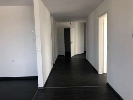 Flur - Büro in 71397 Leutenbach mit 150m² mieten