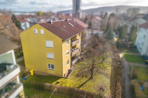 Seitenansicht - Mehrfamilienhaus in 70736 Fellbach mit 203m² kaufen