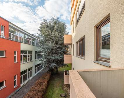 Erster Balkon - Etagenwohnung in 70736 Fellbach mit 52m² kaufen