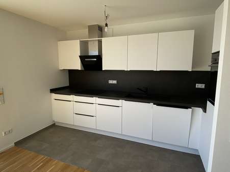 Küche - Dachgeschosswohnung in 72108 Rottenburg mit 103m² mieten