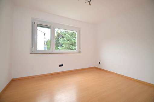 Büro Büro - Etagenwohnung in 71229 Leonberg mit 65m² kaufen