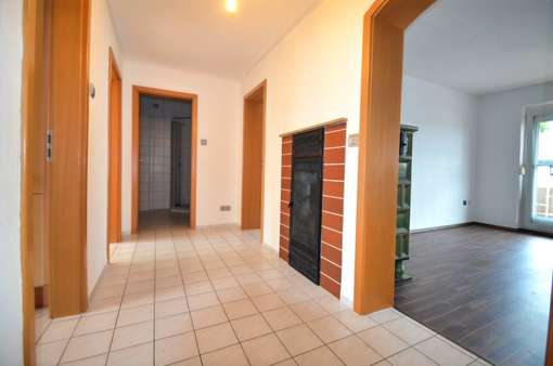 Flur Flur - Etagenwohnung in 71229 Leonberg mit 65m² kaufen
