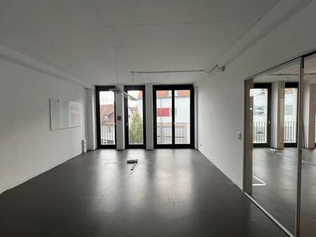 Einzelbüro - Büro in 71032 Böblingen mit 239m² mieten