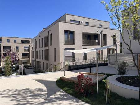 Haus C mit Quartiersplatz - Etagenwohnung in 71229 Leonberg mit 97m² kaufen
