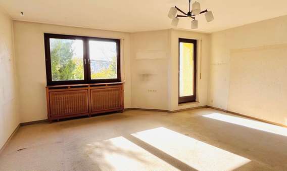 Wohnzimmer - Reihenmittelhaus in 71032 Böblingen mit 129m² kaufen