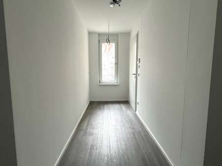 Eingangsbereich - Etagenwohnung in 71034 Böblingen mit 141m² kaufen