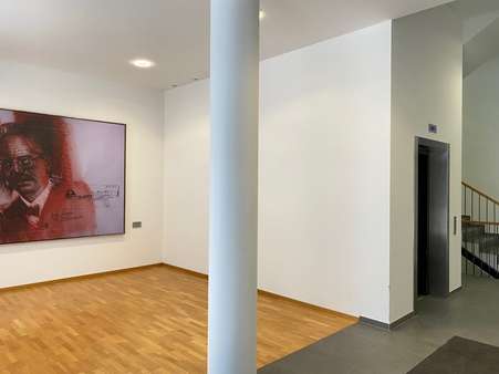 Eingangsbereich und Aufzug - Büro in 71034 Böblingen mit 270m² mieten