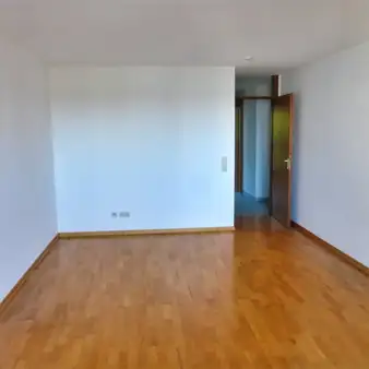 Sofort beziehbare 3-Zimmer-Wohnung mit Weitblick und Garagenbox