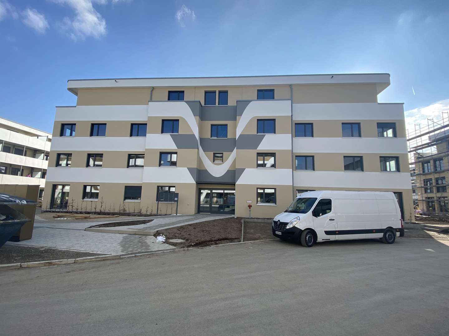 Vorderansicht Haus H - Etagenwohnung in 71069 Sindelfingen mit 108m² kaufen