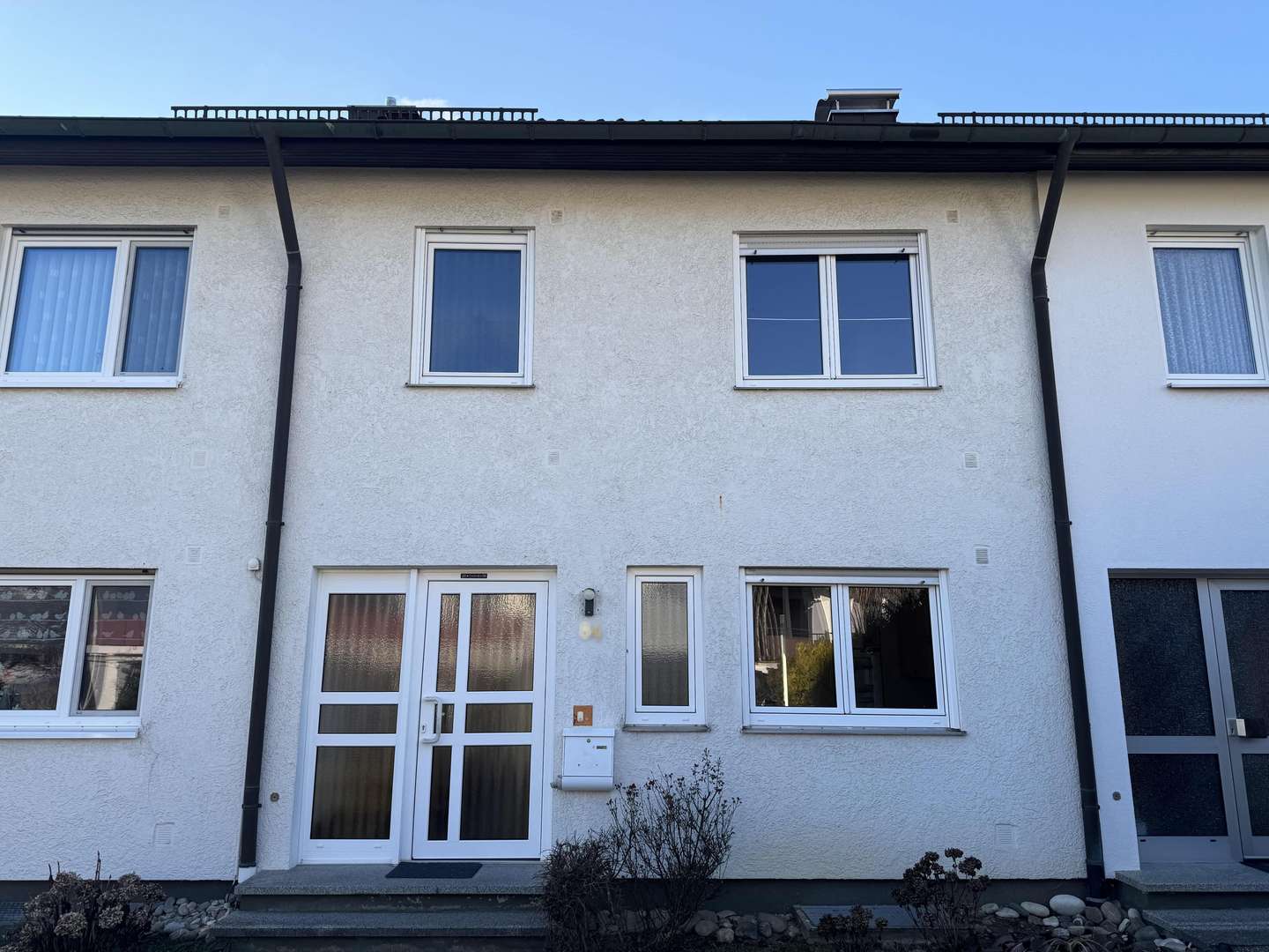 Hausansicht - Reihenmittelhaus in 71067 Sindelfingen mit 101m² kaufen